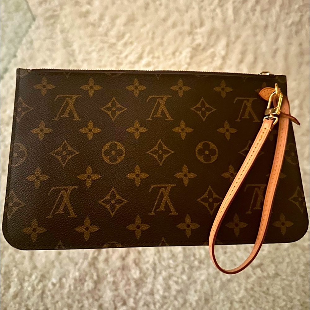 Louis Vuitton Neverfull Wrislet Monogram Print Red Interior